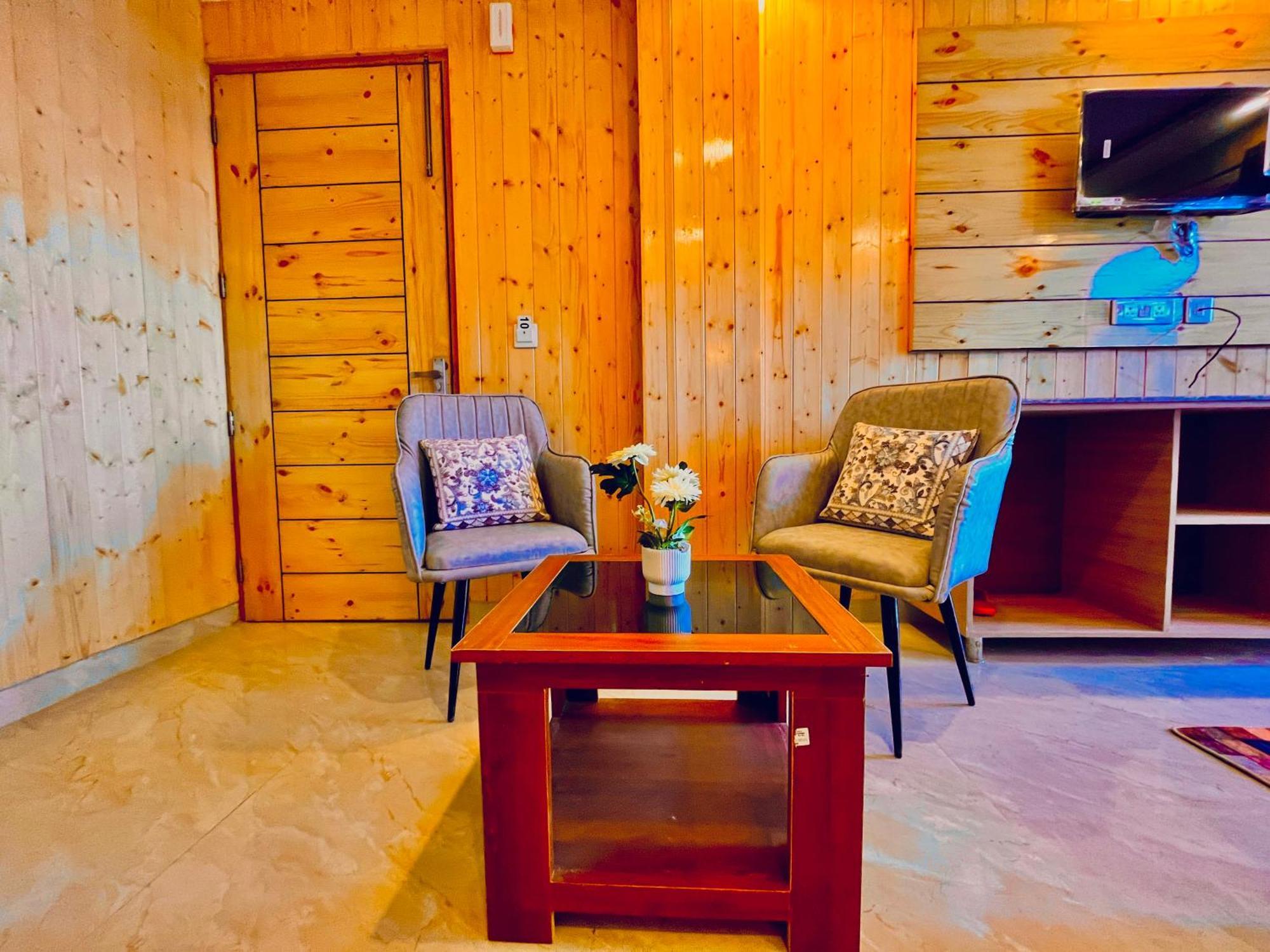 Hotel Hill View, Mussoorie - Near Jw Marriott Mussoorie, M 77377-32479 Esterno foto