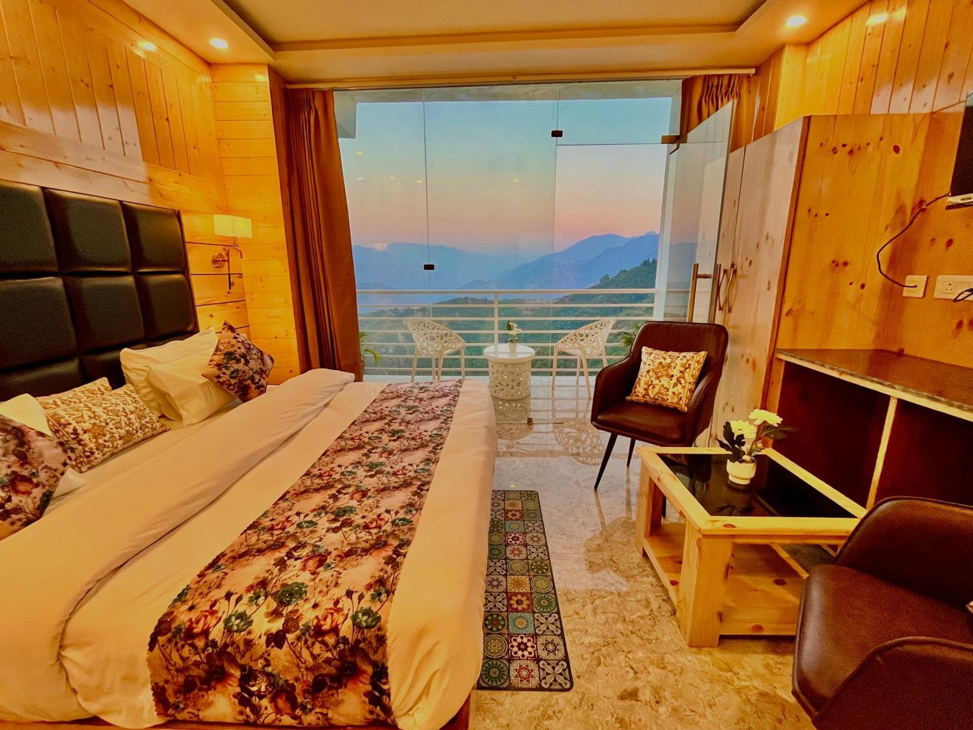 Hotel Hill View, Mussoorie - Near Jw Marriott Mussoorie, M 77377-32479 Esterno foto
