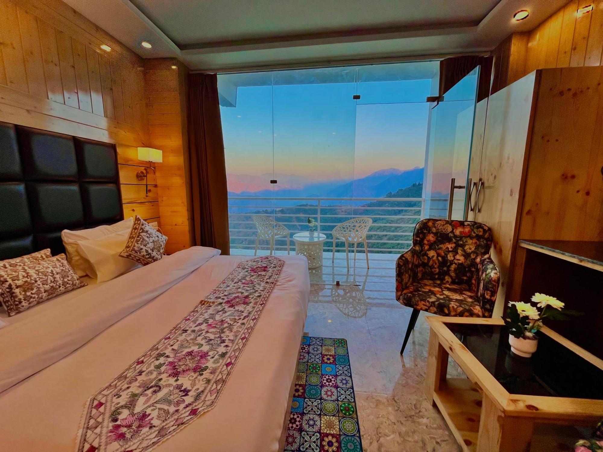 Hotel Hill View, Mussoorie - Near Jw Marriott Mussoorie, M 77377-32479 Esterno foto