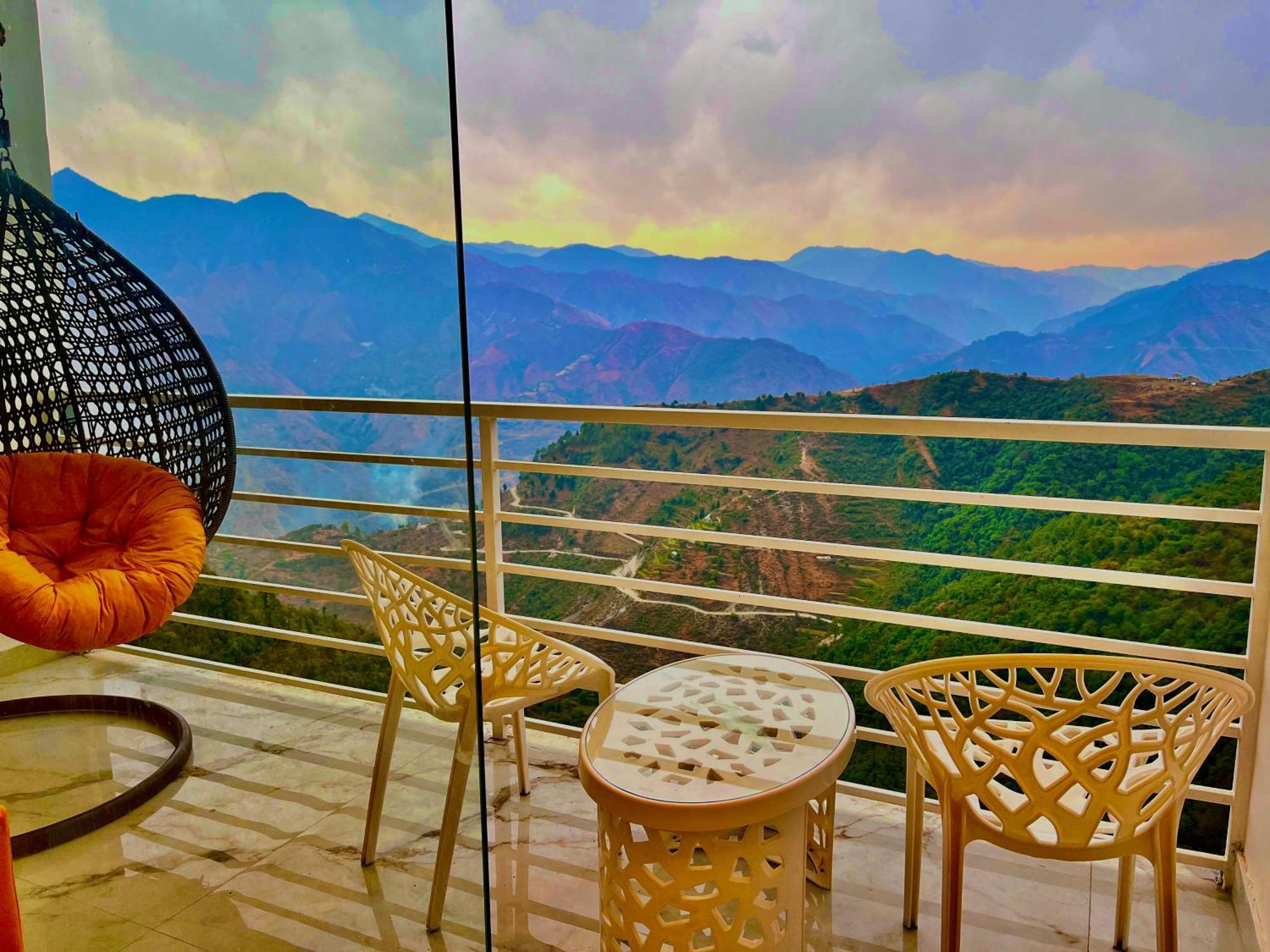 Hotel Hill View, Mussoorie - Near Jw Marriott Mussoorie, M 77377-32479 Esterno foto