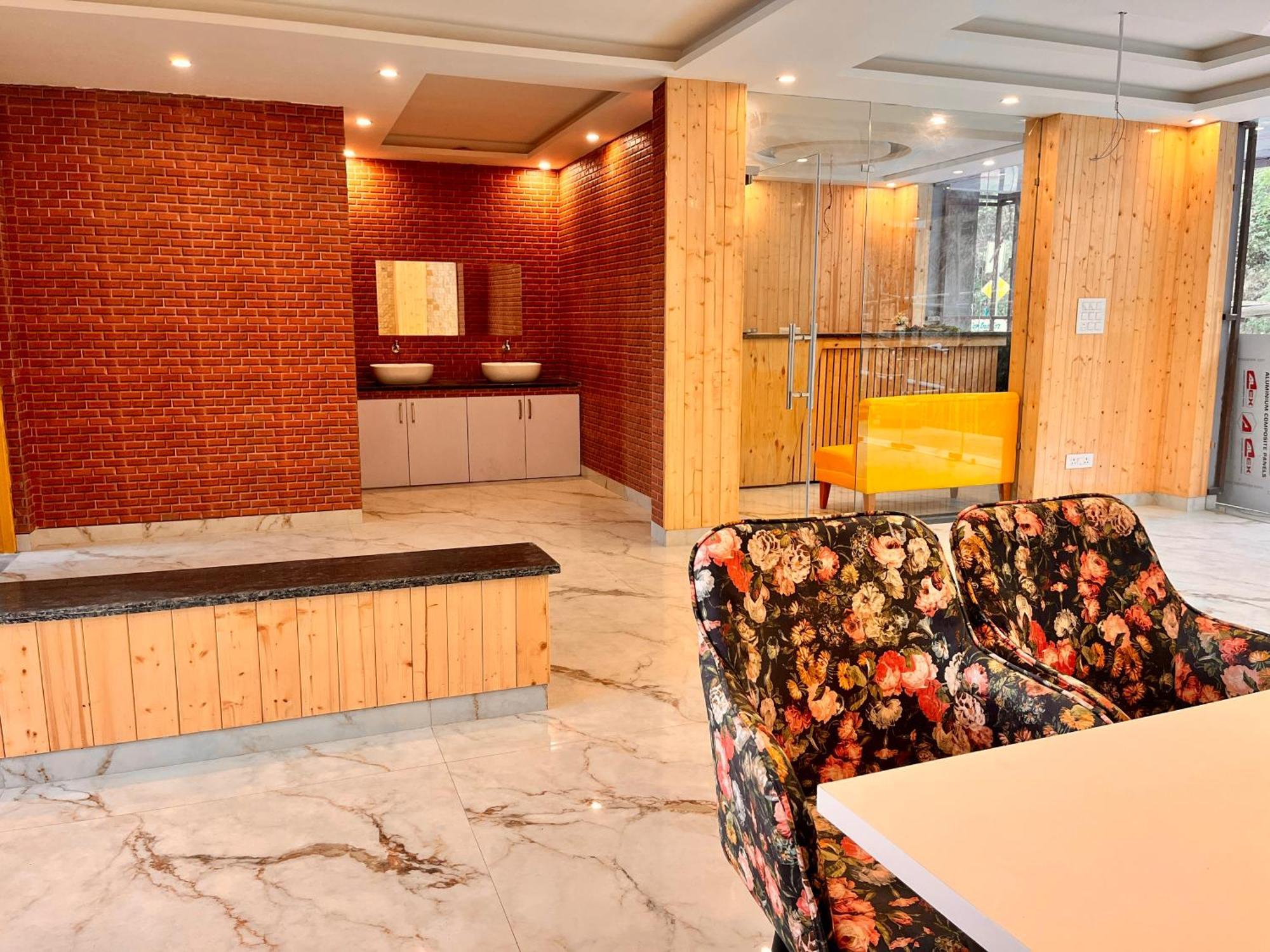 Hotel Hill View, Mussoorie - Near Jw Marriott Mussoorie, M 77377-32479 Esterno foto